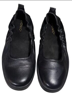Vionic Uptown Ballet Shoes All Black Leather  Slip On Flat Comfort Size 9.5W NWT